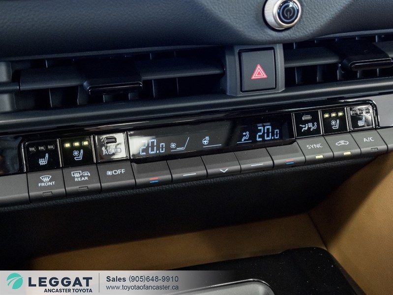 2025 Toyota Crown Signia Limited AWD