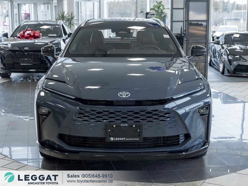 2025 Toyota Crown Signia Limited AWD