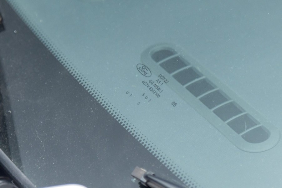 2005 Ford Thunderbird 2Dr Cpe