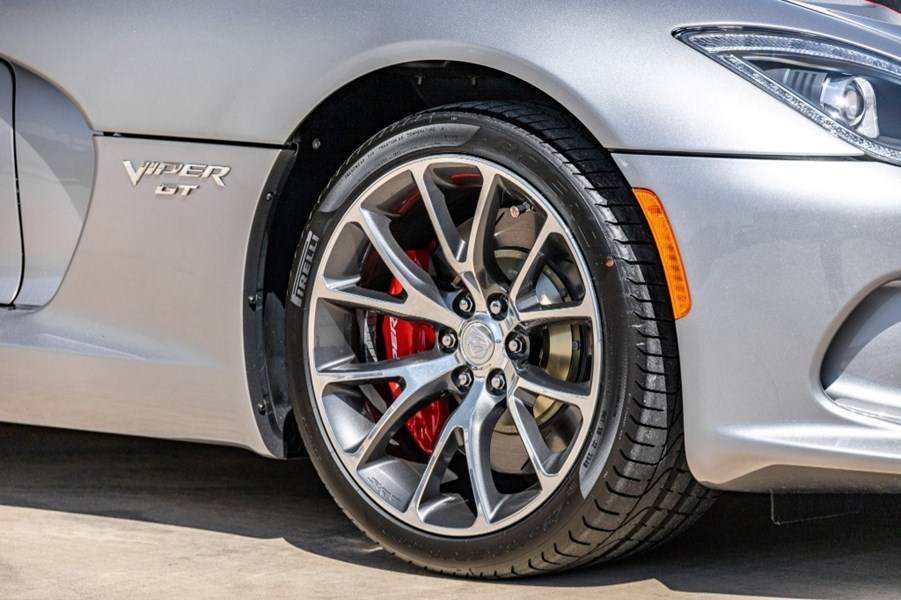 2017 DODGE VIPER GTC