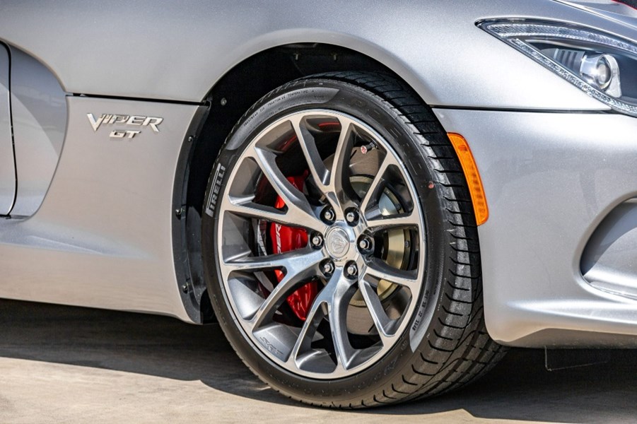 2017 Dodge Viper GTC