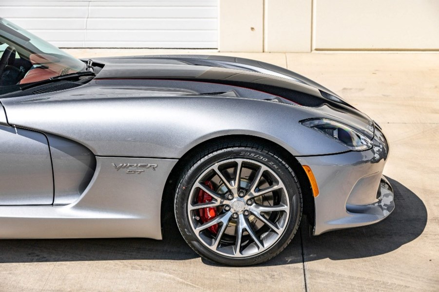 2017 Dodge Viper GTC