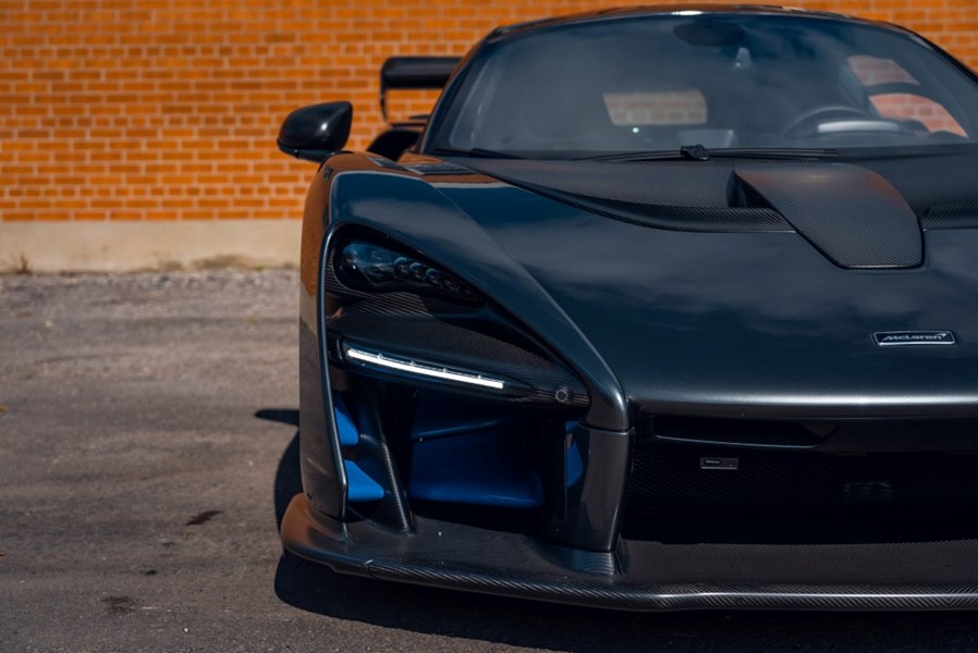 2019 McLaren Senna 