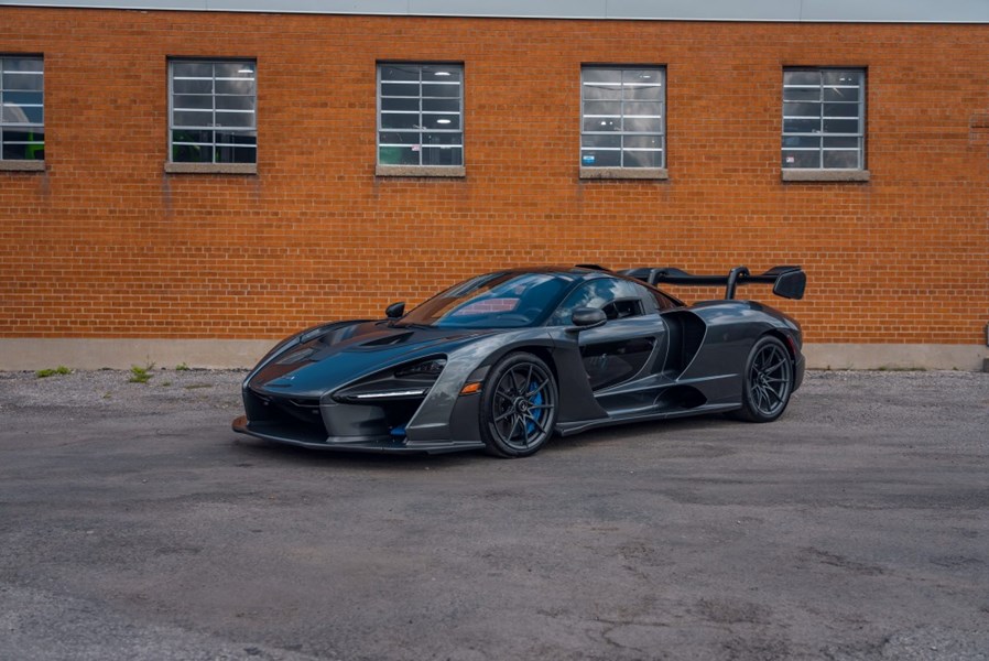 2019 McLaren Senna 