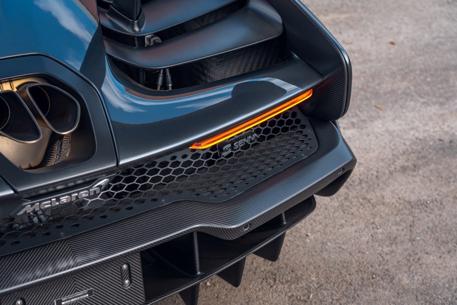 2019 McLaren Senna 