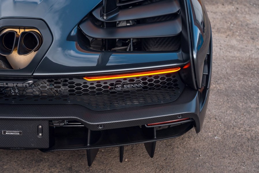 2019 McLaren Senna 