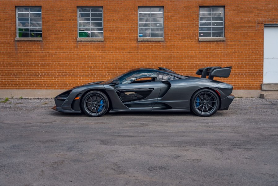 2019 McLaren Senna 