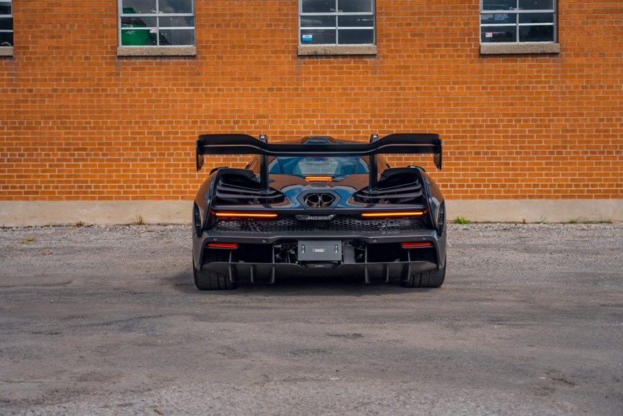 2019 McLaren Senna 