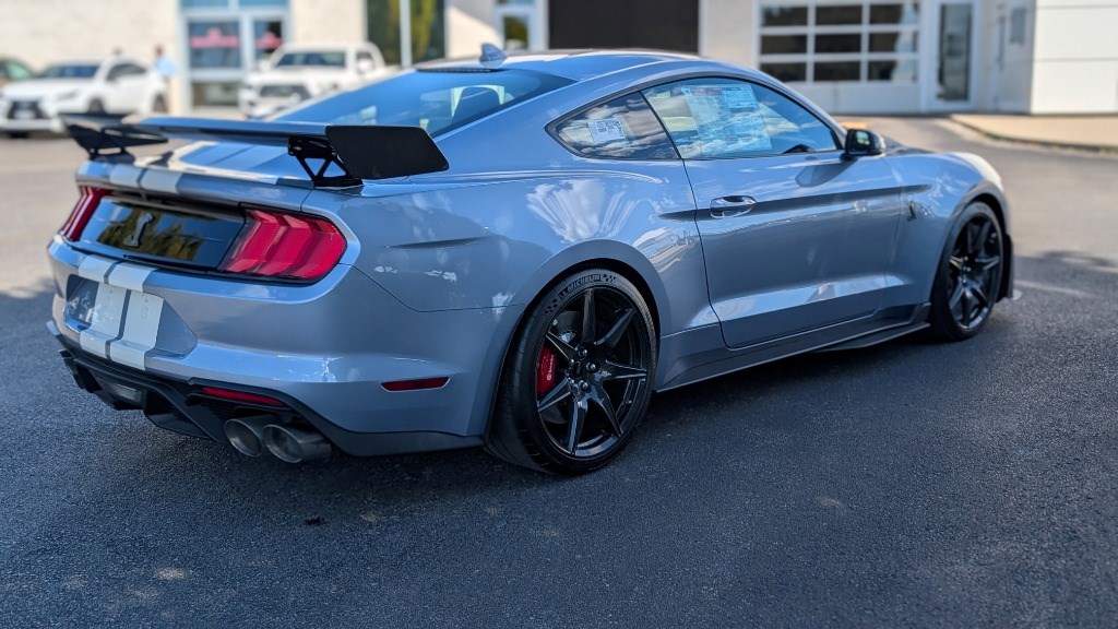 2022 Ford Shelby Gt500 143Km