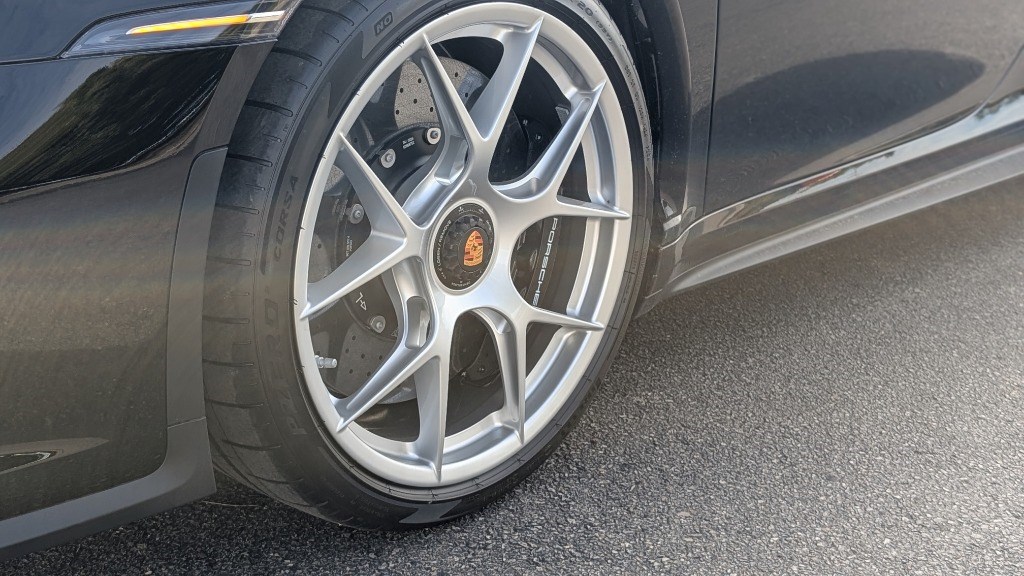 2024 Porsche 911 S/T Coupe