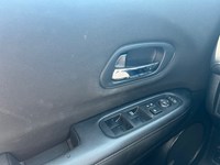 2017 Honda Hr-V 4WD 4Dr CVT LX |Fuel Efficient Reliability