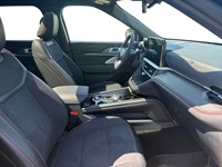 2025 Ford Explorer ST 4Wd|400Hp|3 Rows|Accident Free