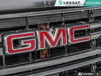 2023 GMC ACADIA AWD 4DR AT4