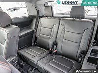 2023 GMC ACADIA AWD 4DR AT4