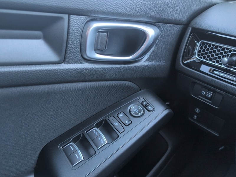 2024 Honda Civic Sedan Lx-B Cvt|Low Km|Reliable