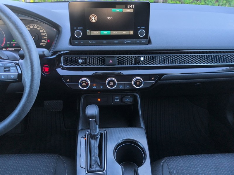 2024 Honda Civic Sedan Lx-B Cvt|Low Km|Reliable