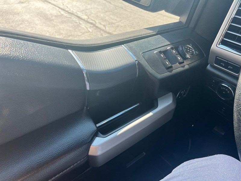 2015 Ford F-150 4WD Supercrew 145