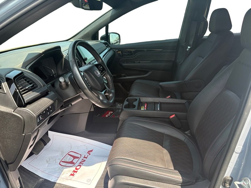 2023 Honda Odyssey Black Edition Auto