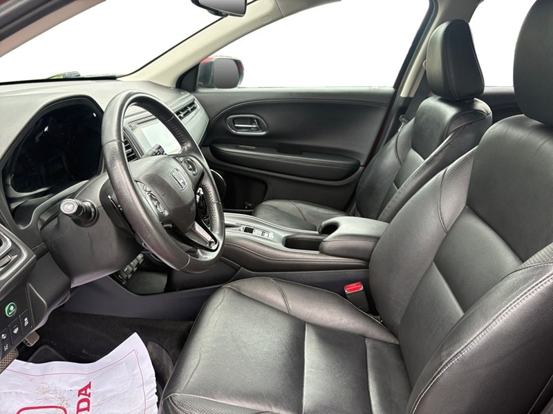 2018 Honda Hr-V Ex-L Navi AWD Cvt|Accident Free|Finance Available
