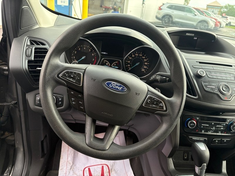 2017 Ford Escape 4WD 4Dr SE