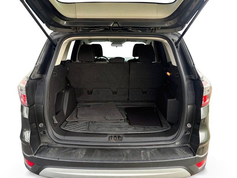 2017 Ford Escape 4WD 4Dr SE