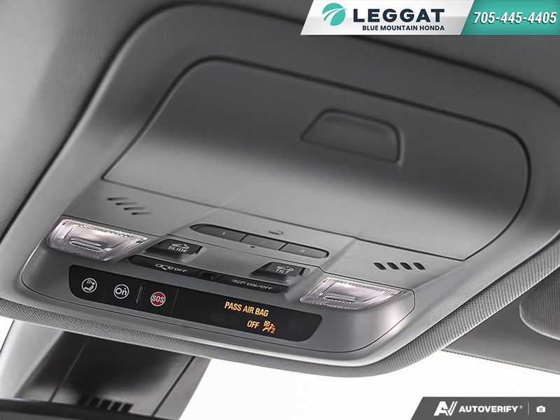 2023 GMC ACADIA AWD 4DR AT4