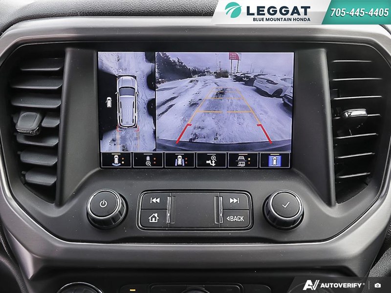 2023 GMC ACADIA AWD 4DR AT4