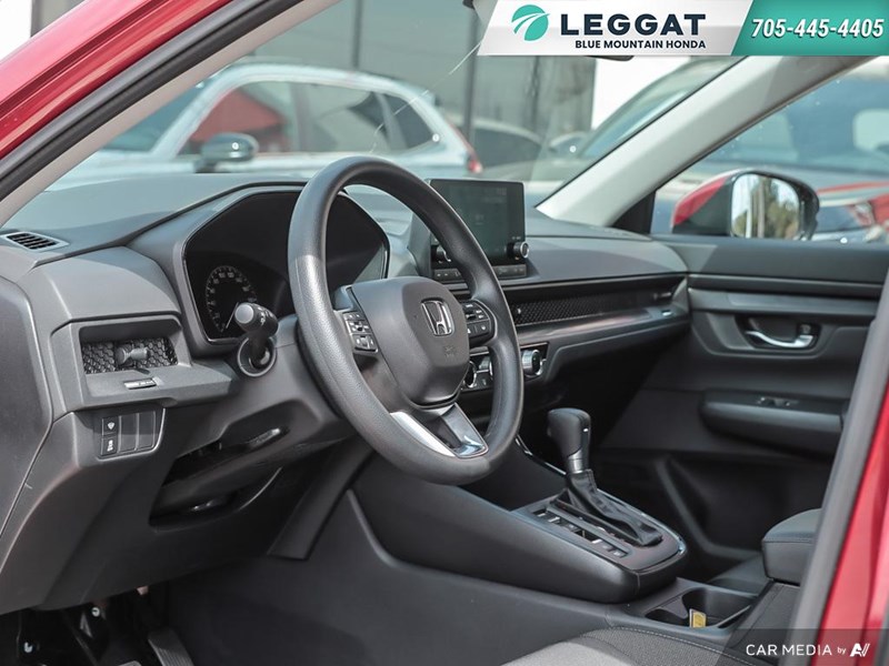 2025 Honda CR-V LX AWD