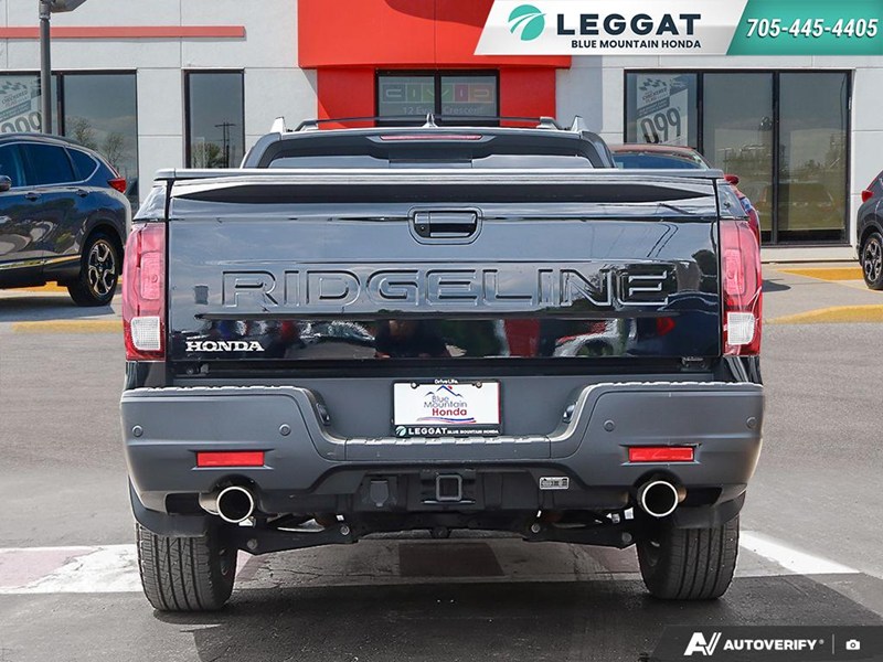 2025 Honda Ridgeline Black Edition Awd|One Owner