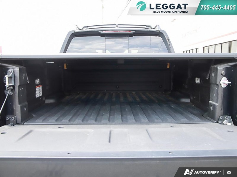 2025 Honda Ridgeline Black Edition Awd|One Owner