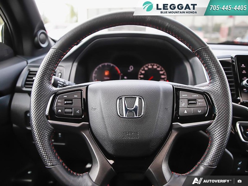 2025 Honda Ridgeline Black Edition Awd|One Owner