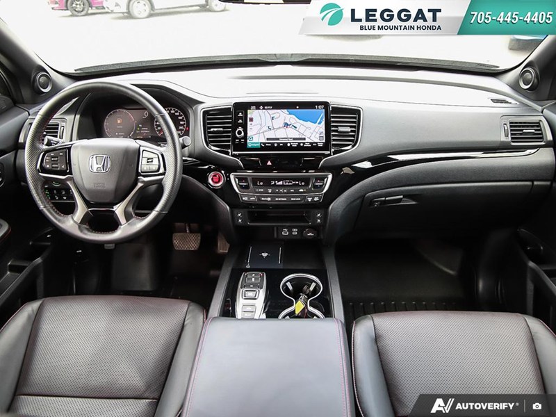 2025 Honda Ridgeline Black Edition Awd|One Owner