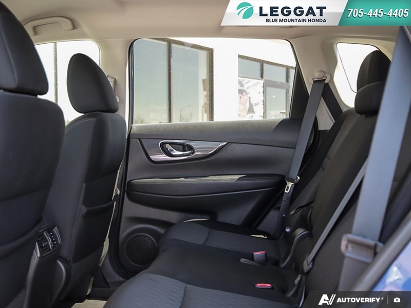 2017 Nissan Rogue FWD 4Dr SV