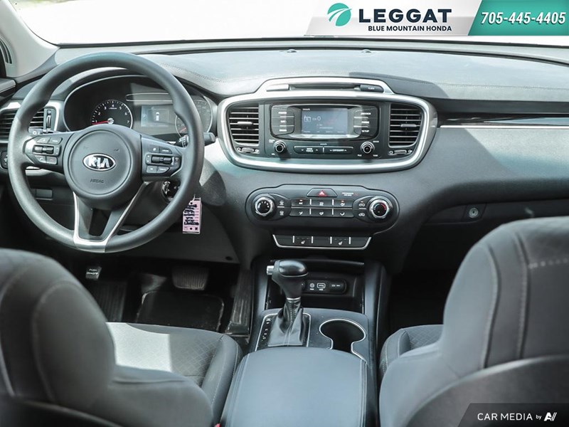 2018 KIA SORENTO LX AWD