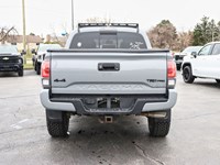 2017 Toyota Tacoma 4WD Double Cab V6 Man TRD Sport