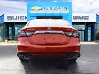 2019 Nissan Maxima SV Sedan