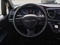 2020 Chrysler Pacifica Limited 35Th Anniversary FWD *Ltd Avail*