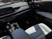 2024 Cadillac XT4 AWD 4dr Sport