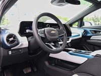 2025 Chevrolet Equinox EV 4dr LT