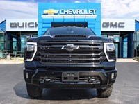 2025 Chevrolet Silverado 2500HD HIGHCOUNTRY | DIESEL | ONLY16000KMS | BLACKEDOUT |