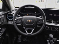 2025 Chevrolet Trax FWD 4dr LT