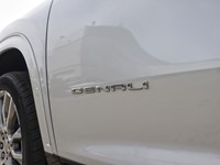2025 GMC Acadia AWD 4dr Denali