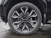 2025 GMC Sierra EV e4WD Crew Cab Extended Range Denali