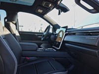 2025 GMC Sierra EV e4WD Crew Cab Extended Range Denali
