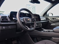 2026 Chevrolet Traverse AWD 4dr LT