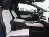 2027 Chevrolet Equinox Ev 4Dr Lt2 W/Pde