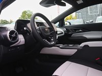 2027 Chevrolet Equinox Ev 4Dr Lt2 W/Pde