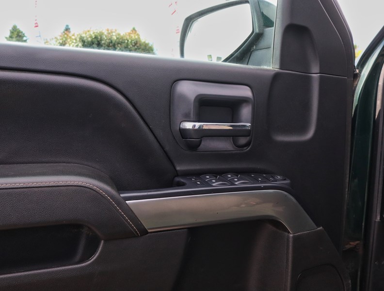 2015 Chevrolet Silverado 1500 2WD Crew Cab 143.5