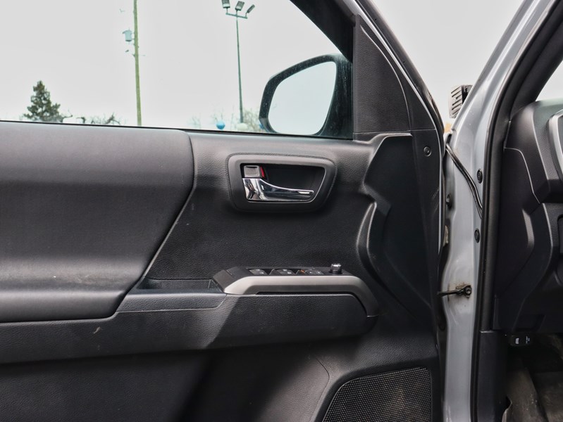 2017 Toyota Tacoma 4WD Double Cab V6 Man TRD Sport