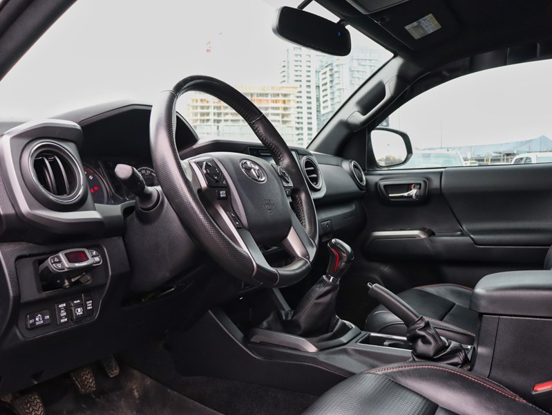 2017 Toyota Tacoma 4WD Double Cab V6 Man TRD Sport